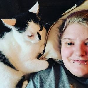 Meet your Posher, Felix